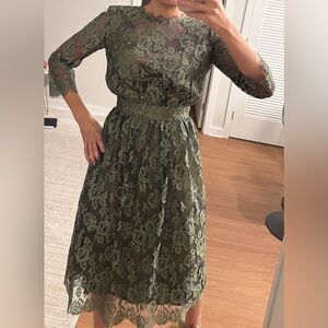 Chic Lace Overlay Long Sleeve Dress in Olive
